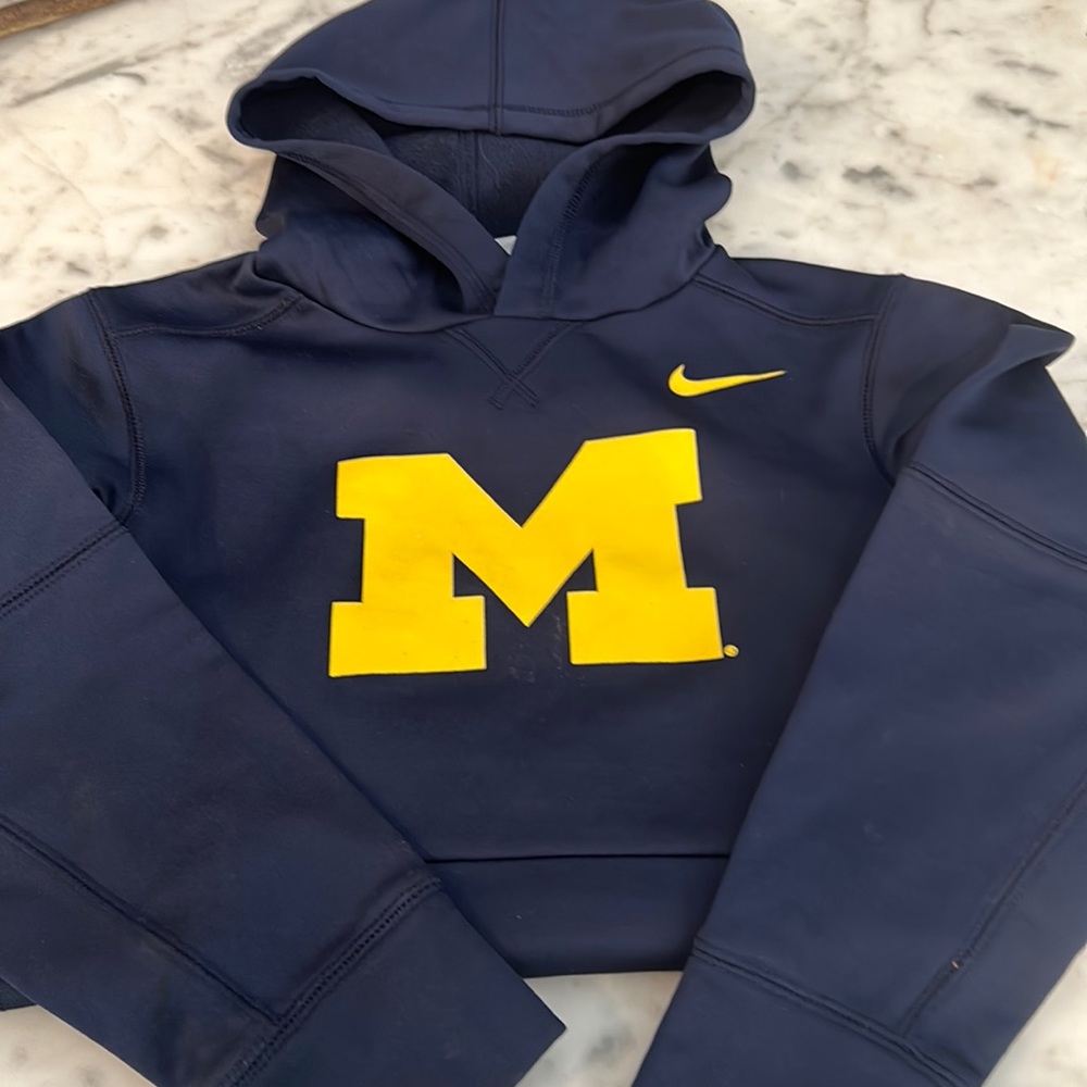 Nike University of Michigan Boy’s hoodie